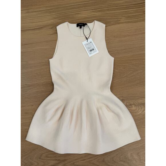 NWT THEORY Ivory Cheshire Shaped Peplum Shell Size XS $345 - Picture 2 of 6